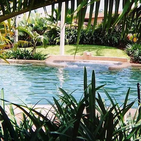 Cairns Beach Resort 